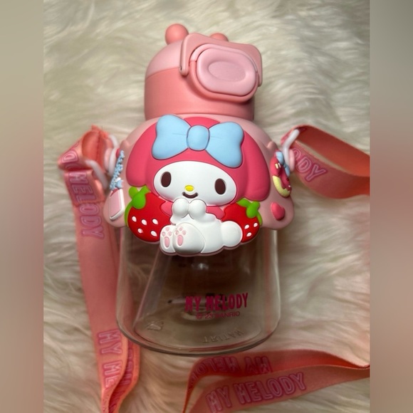 My Melody Water Bottle Holds 24oz - Picture 2 of 6